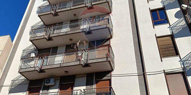 20251210114907-1000438-7