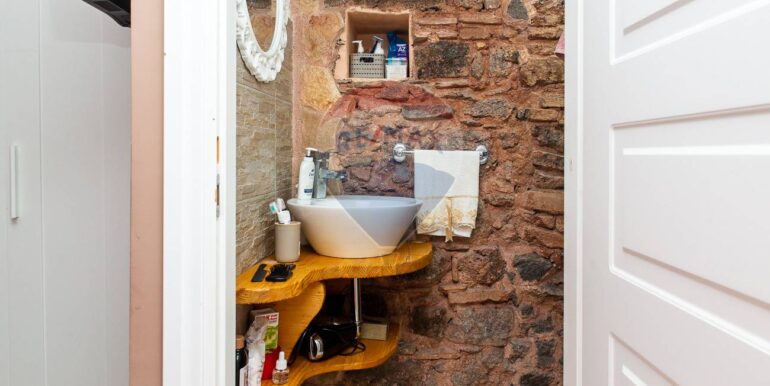 20251210115145-986689-25