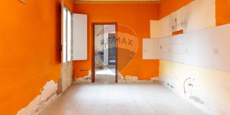 20251210120728-1004192-10