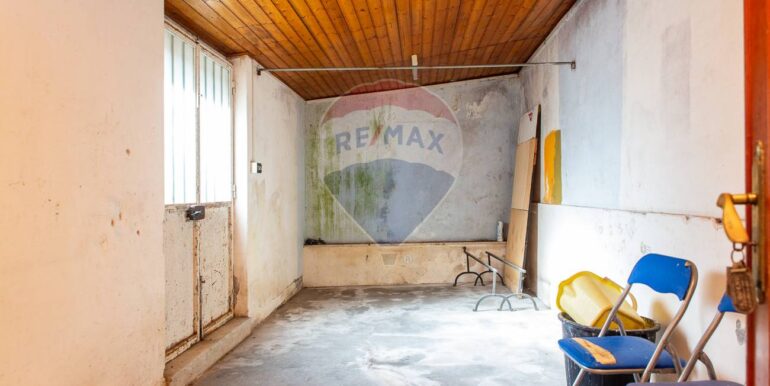 20251210120746-1004192-16