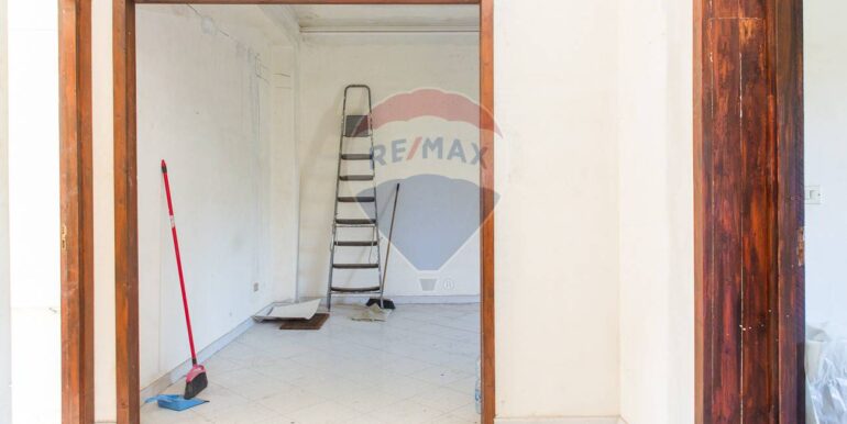 20251210121206-1008618-10