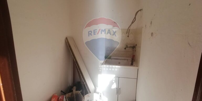 20251210122748-1008622-22