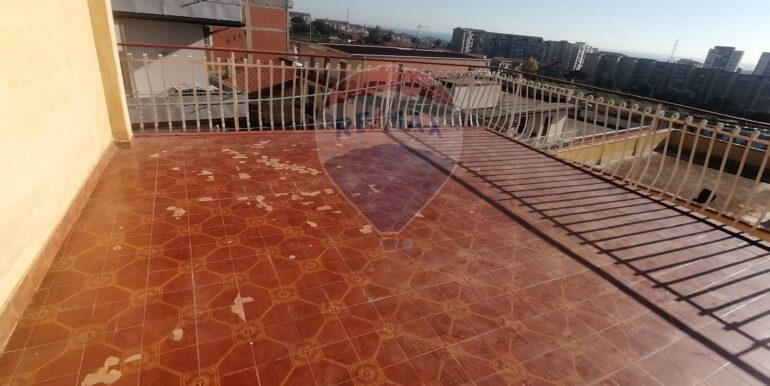 20251210122800-1008622-25