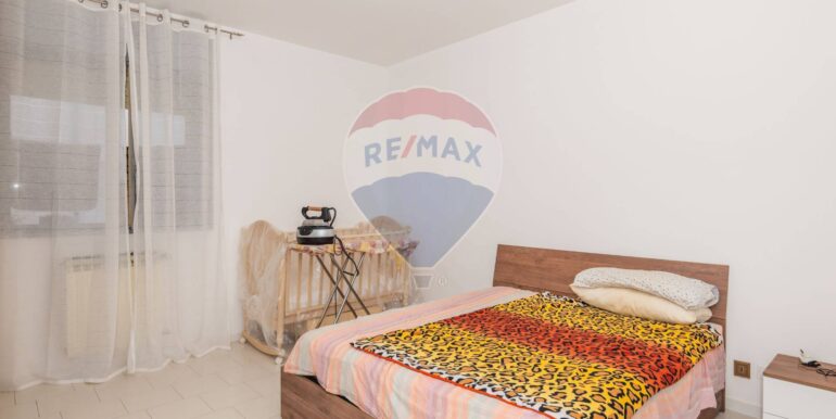 20251210165604-1008683-12