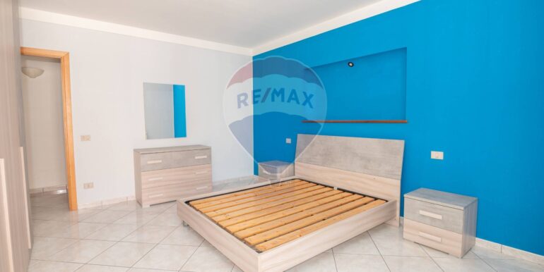 20251210173845-1008705-2