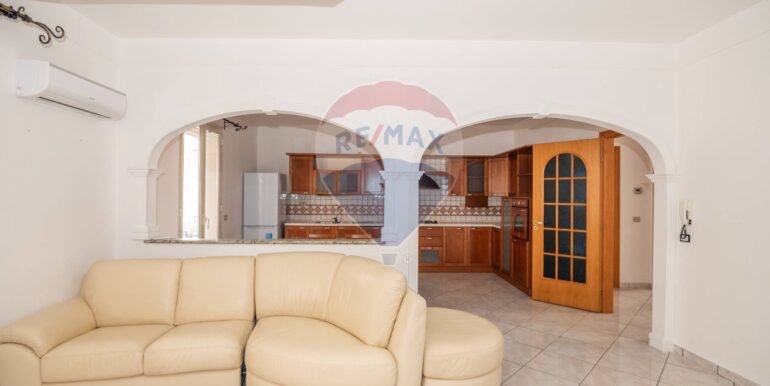 20251210173846-1008705-10