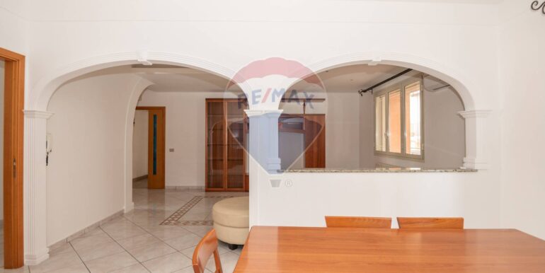 20251210173846-1008705-7