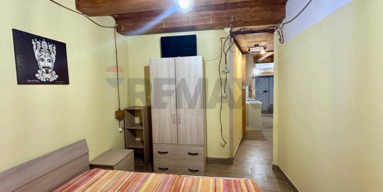 20251210180455-1008712-2