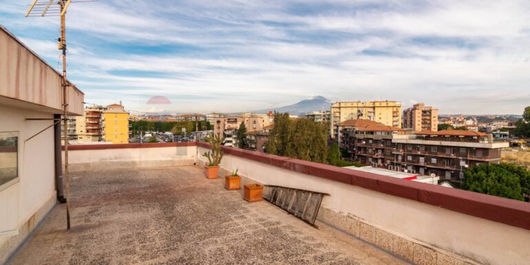 20251210201721-1004023-9