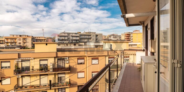 20251210201951-1004023-40