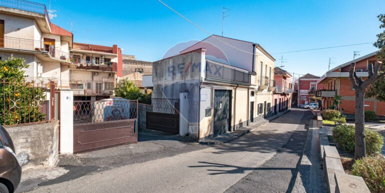 2025121080601-1008565-13