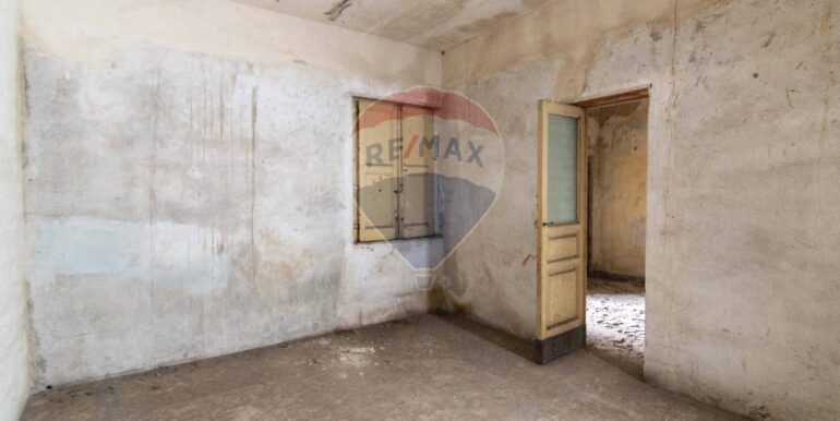 2025121084212-1008568-5