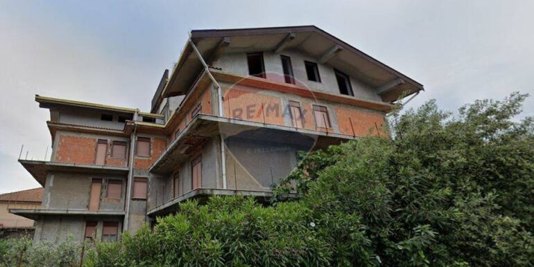 20251211102450-1009956-2