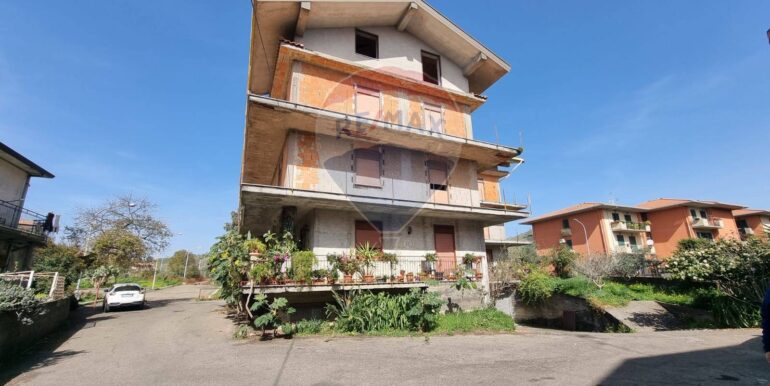 20251211102451-1009956-6