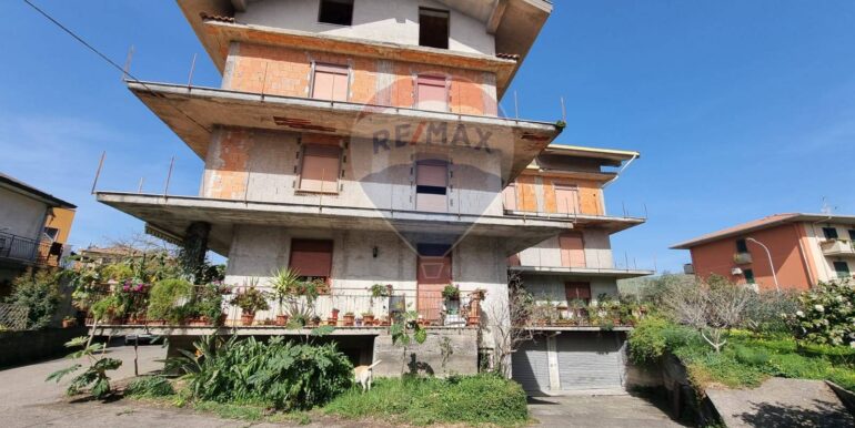 20251211102451-1009956-7