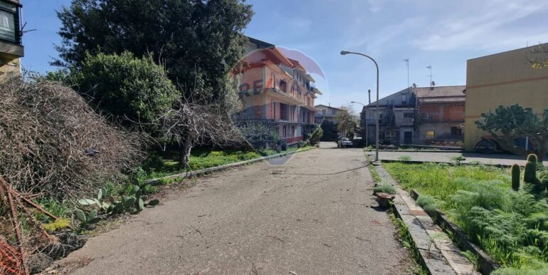 20251211102454-1009956-19