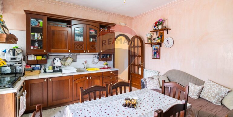 20251211115012-1008627-22