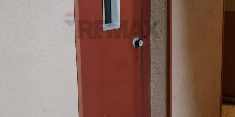 20251211120754-1008981-12