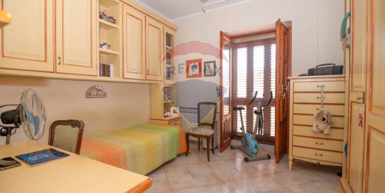 20251211144123-1010026-18