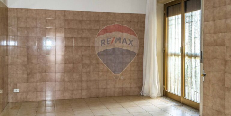 20251211155515-1010041-2