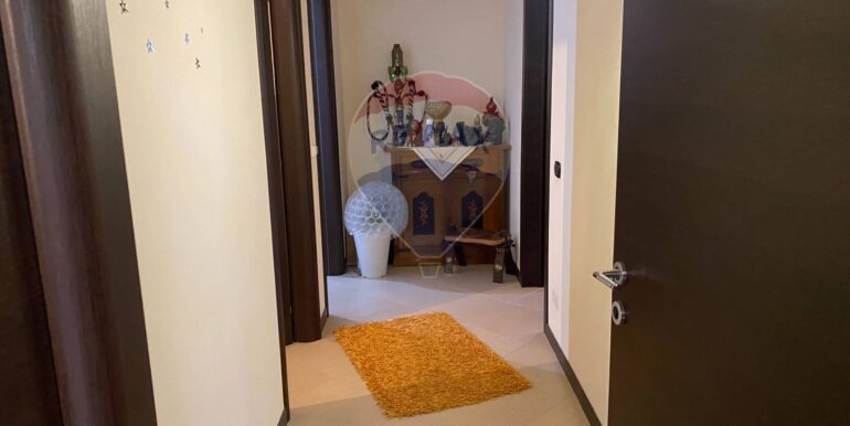 20251211172706-1010005-24