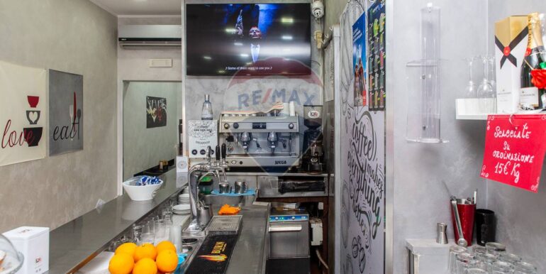 20251211174745-1010085-14