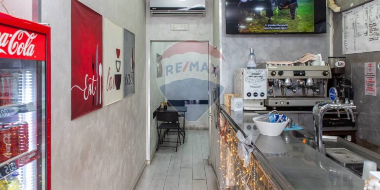 20251211174808-1010085-21