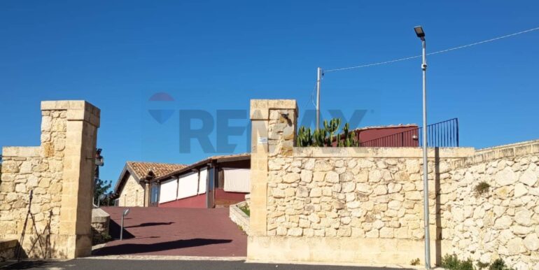 20251211174813-1010068-37