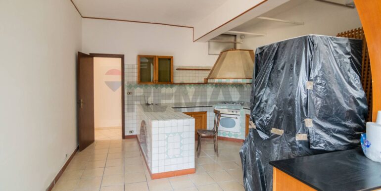 20251211174825-1007866-4