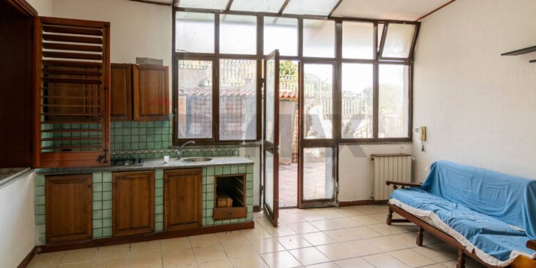 20251211174838-1007866-9