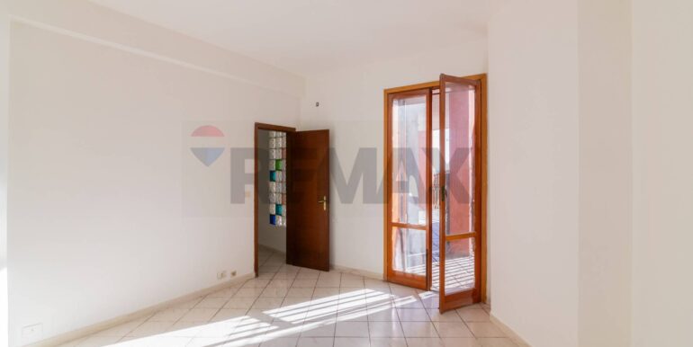 20251211174901-1007866-18