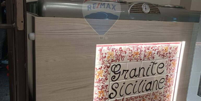 20251211181332-1010099-3