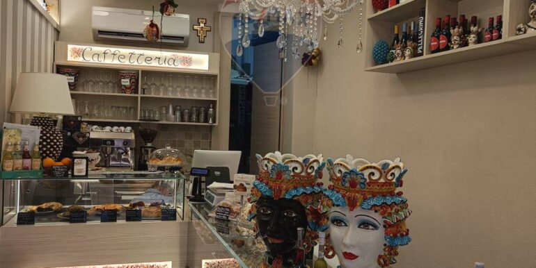 20251211181357-1010099-7