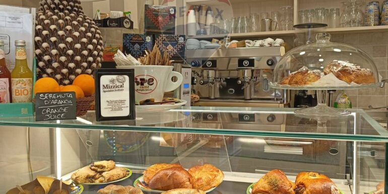 20251211181418-1010099-11