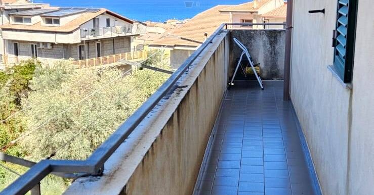 20251211194022-1003572-7