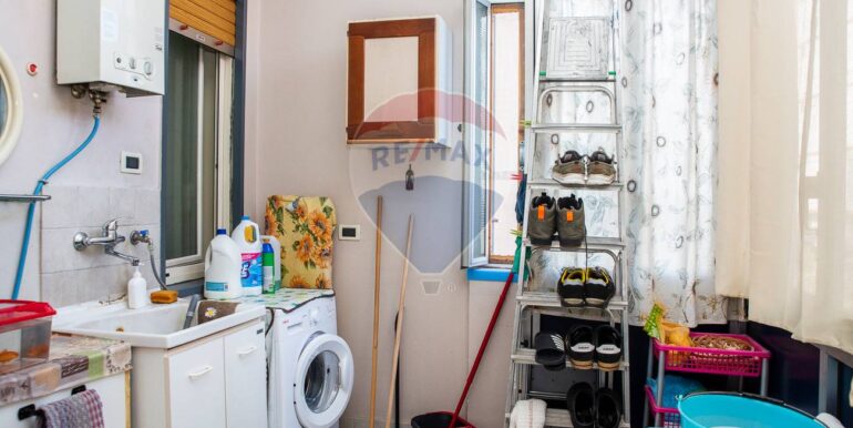 20251211195838-1010111-32