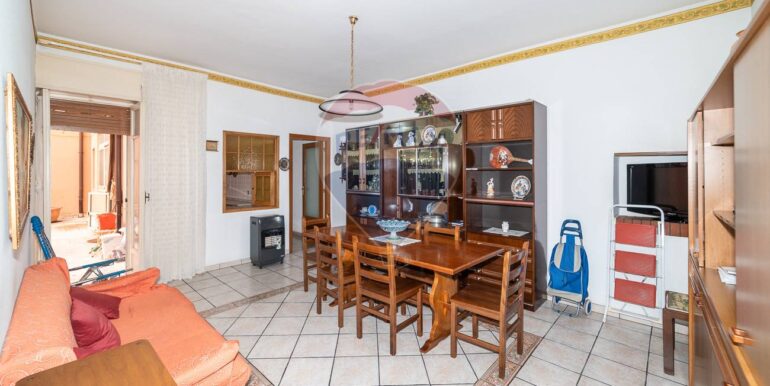 2025121121830-1009894-3