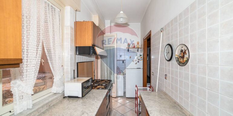 2025121121835-1009894-5