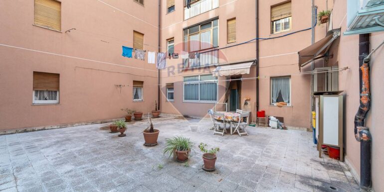 2025121121839-1009894-6