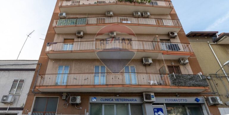 2025121121912-1009894-18