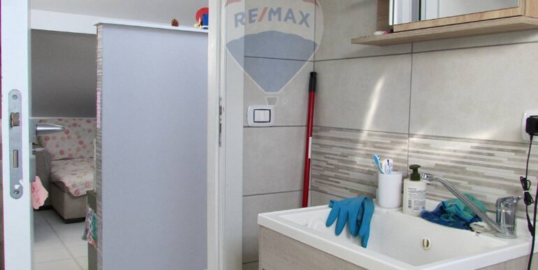 20251212113118-1010145-9