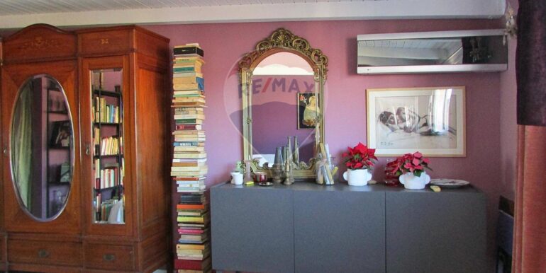 20251212115325-1010172-10