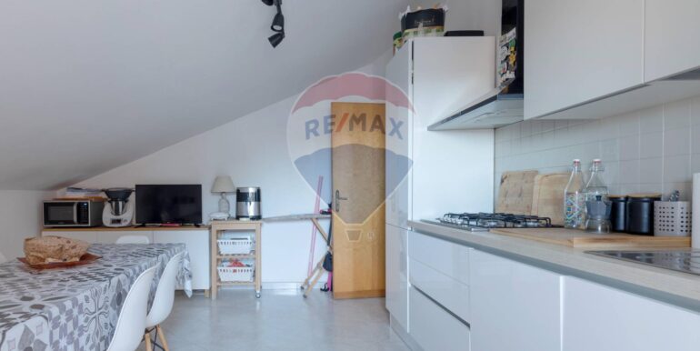 20251212151543-1010242-14