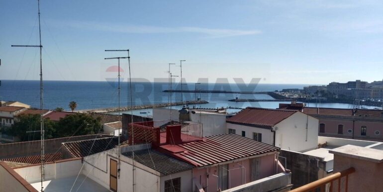 20251212174122-1008512-37