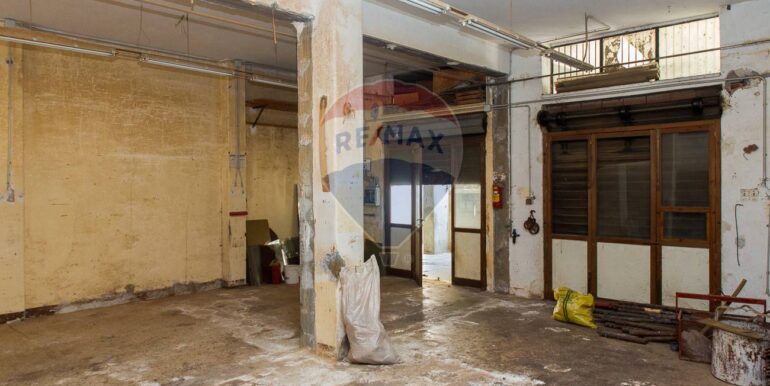 20251212174635-1010305-15