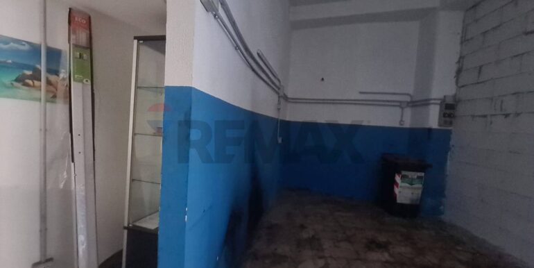 20251212185652-1010328-9