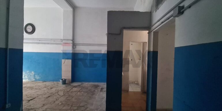 20251212185653-1010328-10