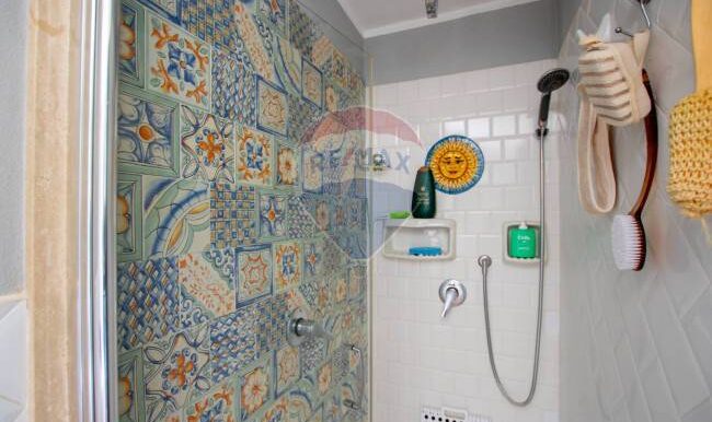 2025121245609-1010121-18