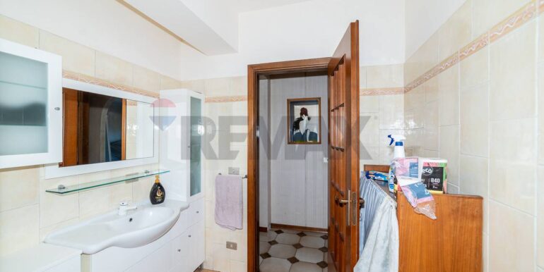 2025121295602-1010013-11