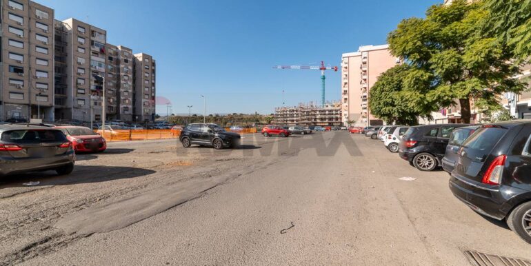 20251214185102-975587-2